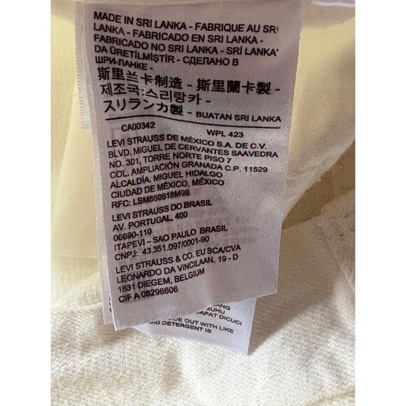 Levi's Mom Shorts High Rise Women’s 31 Relaxed A-Line Silhouette Ivory Denim - Picture 9 of 9